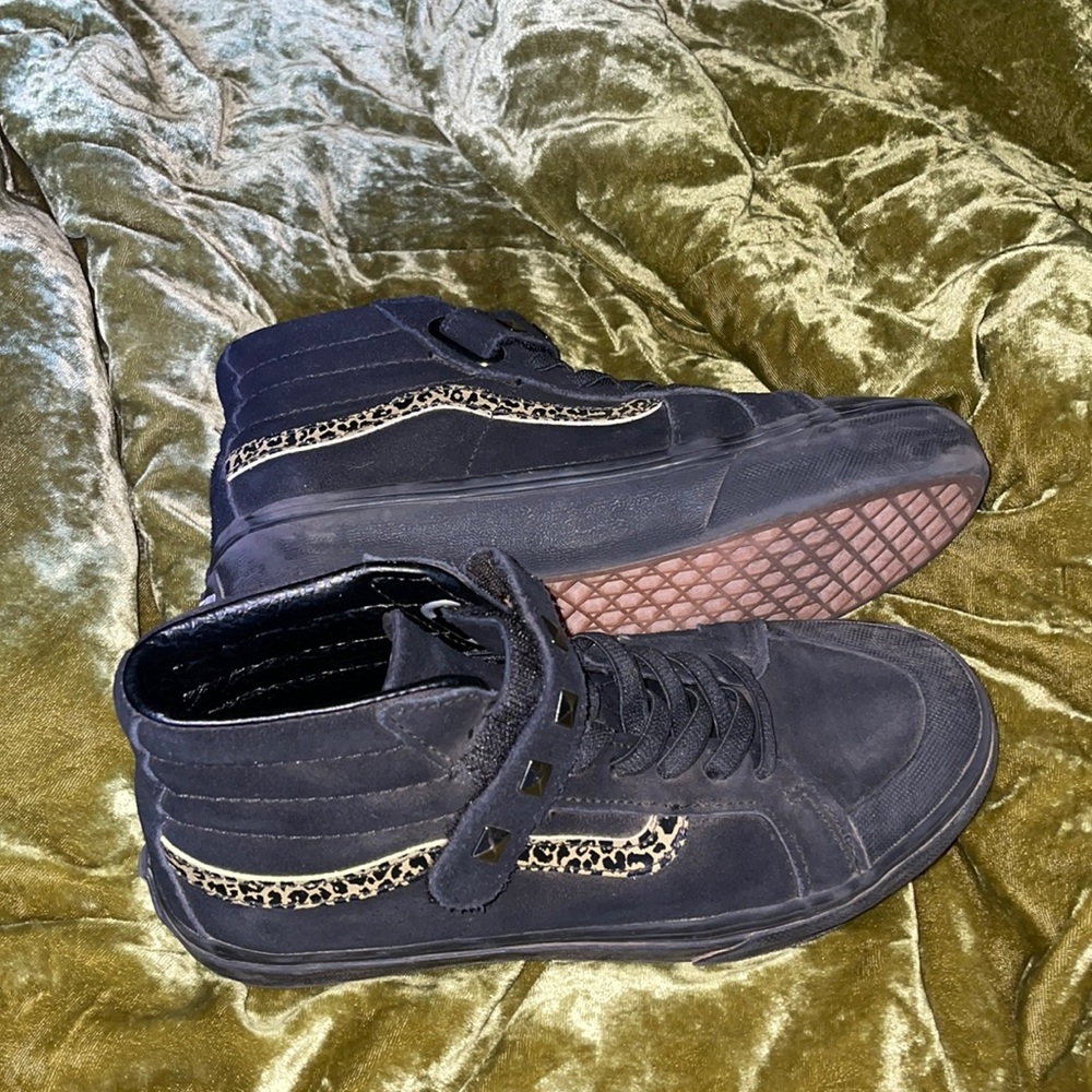 Vans hi top with leopard print